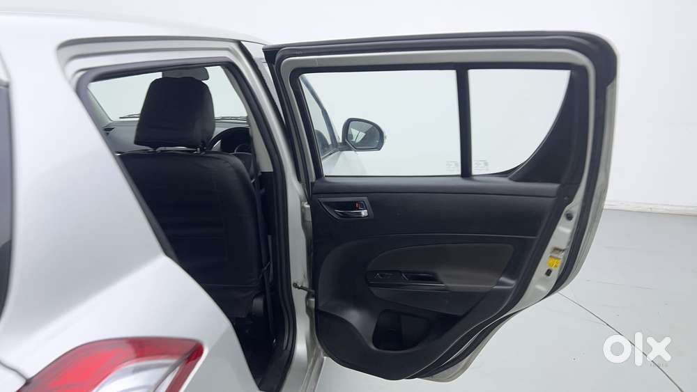 Maruti Suzuki Swift Vvt Vxi, 2014, Petrol