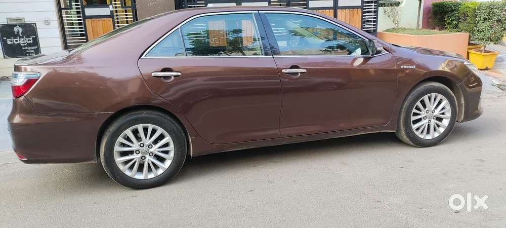 Toyota Camry Hybrid 2.5, 2015