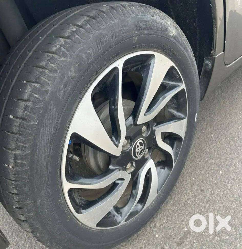 Toyota Glanza G Cvt, 2019, Petrol
