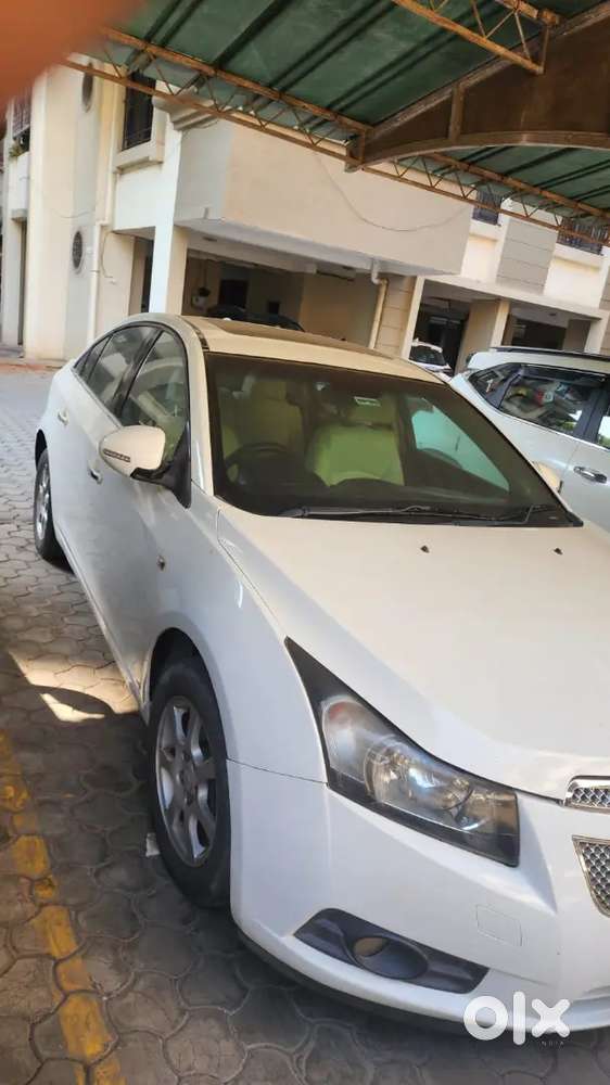 Chevrolet Cruze 2011 Diesel 98000 Km Driven