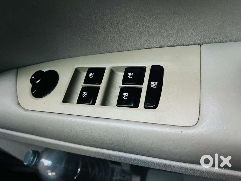 Mahindra Marazzo M6 8str, 2019, Diesel