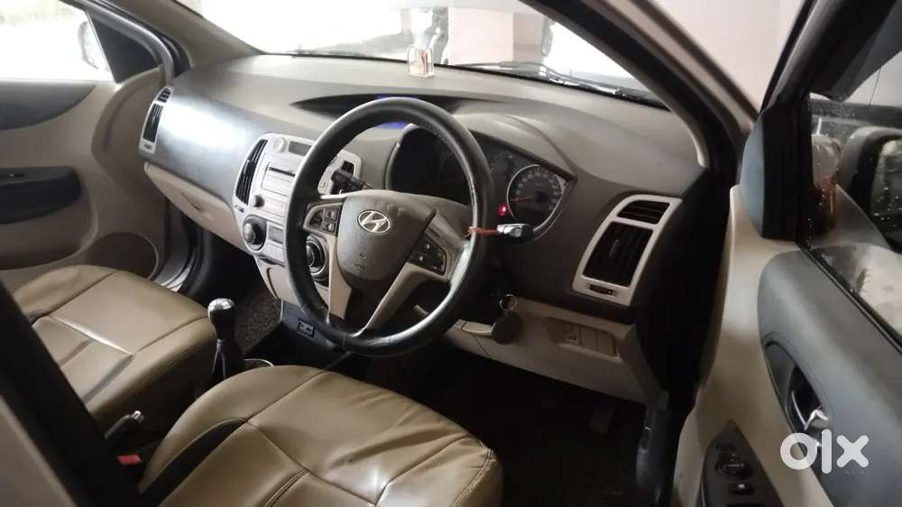 Hyundai I20 Asta 1.4 2012 Brand New Condition Very Less Used Car