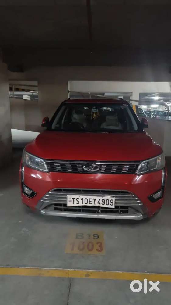 Well Maintained Mahindra Xuv300