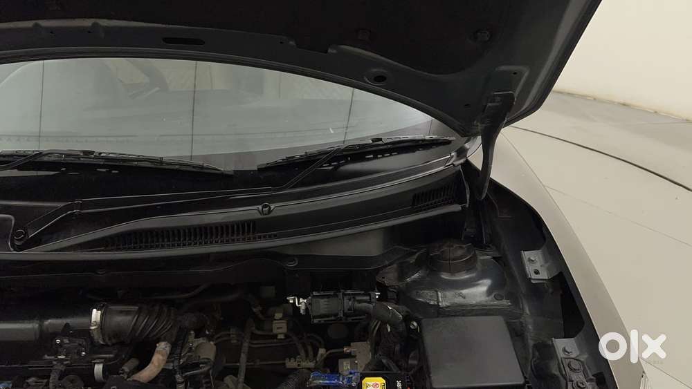 Maruti Suzuki Dzire 1.2 Zxi, 2023, Petrol