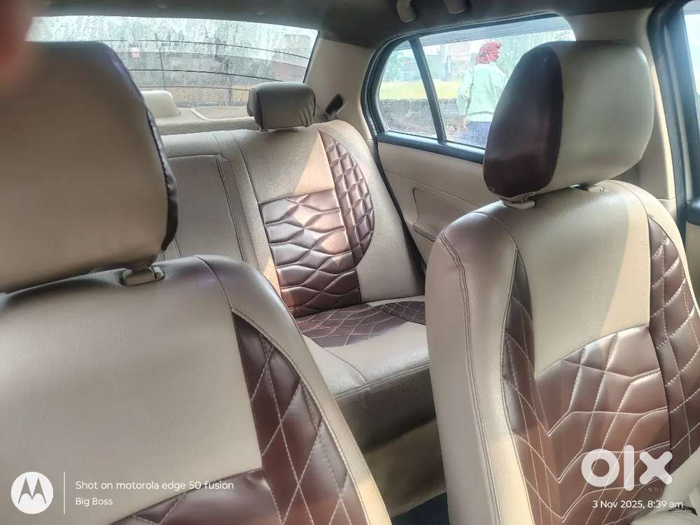 Maruti Suzuki Swift Dzire 2015 Diesel 82800 Km Driven
