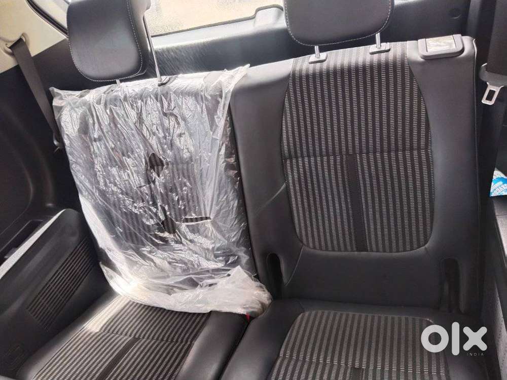 Kia Carens 1.5 Prestige 7 Str, 2023, Petrol