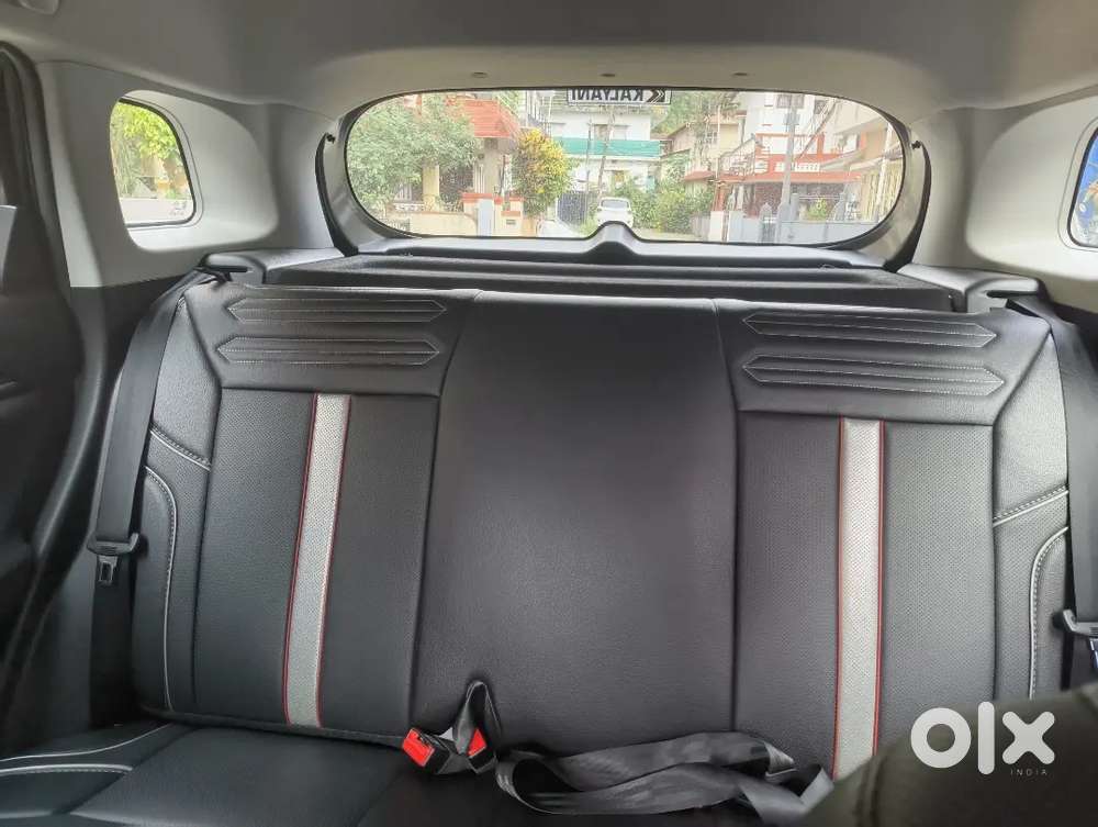 2024 Maruti Suzuki Brezza Lxi Petrol Manual  3955 Km  Single Owner
