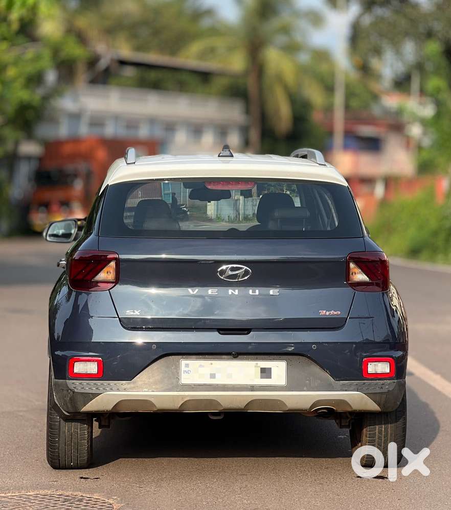 Hyundai Venue 1.0 Sx Plus Turbo Dct Dual Tone, 2021, Petrol