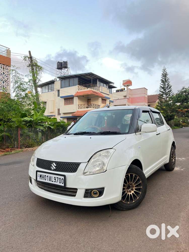 Maruti Suzuki Swift Lxi Bsiii, 2010, Petrol