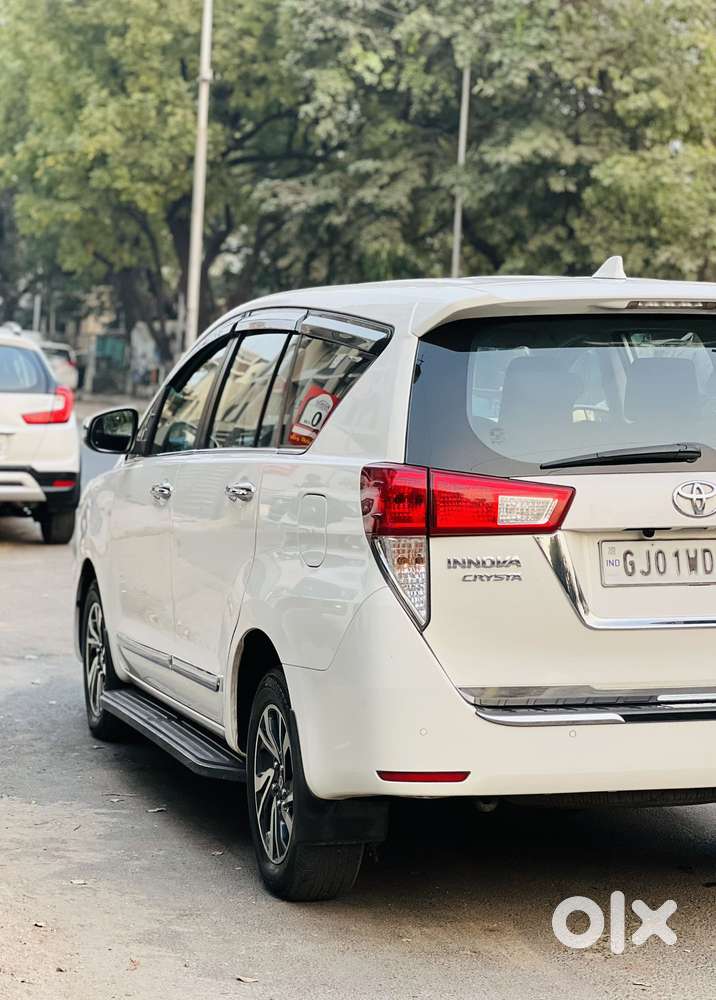 Toyota Innova Crysta [2016-2020] 2.4 Gx At 7 Str, 2021, Diesel