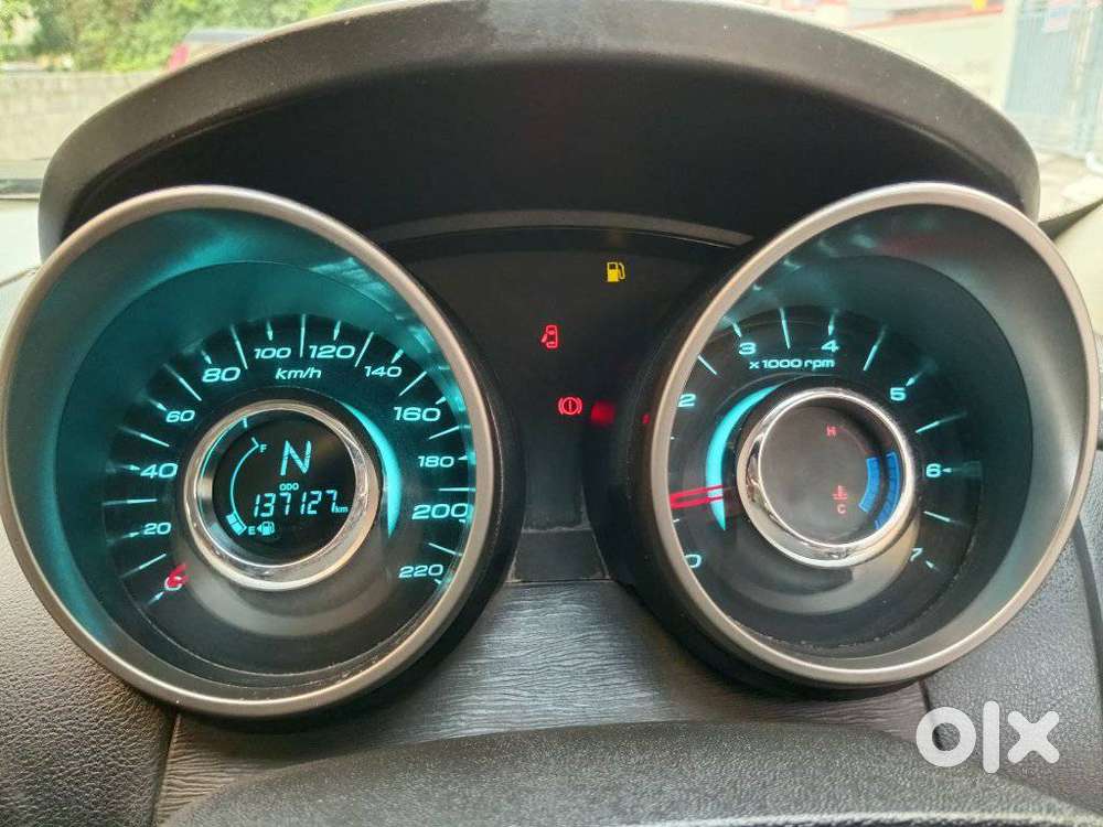 Mahindra Xuv500 W11, 2020