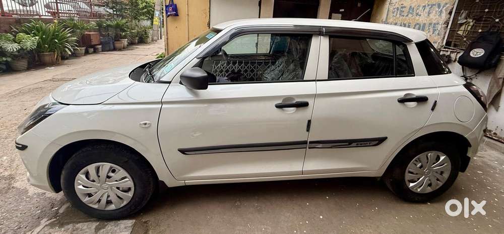 Maruti Suzuki Swift Lxi Optional-o, 2026, Petrol