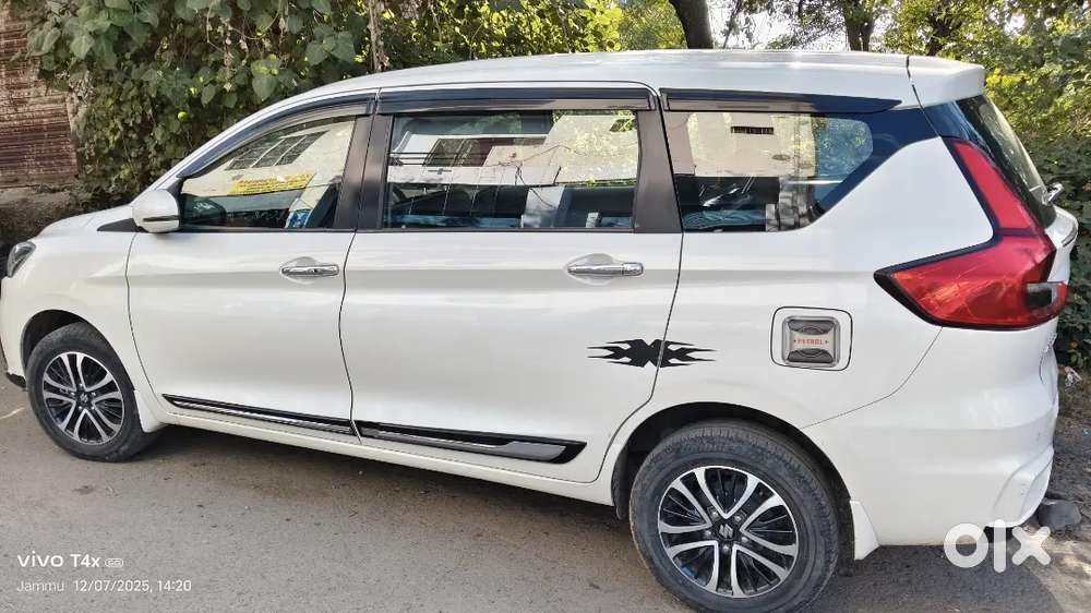Maruti Suzuki Ertiga 2022 Petrol 30000 Km Driven