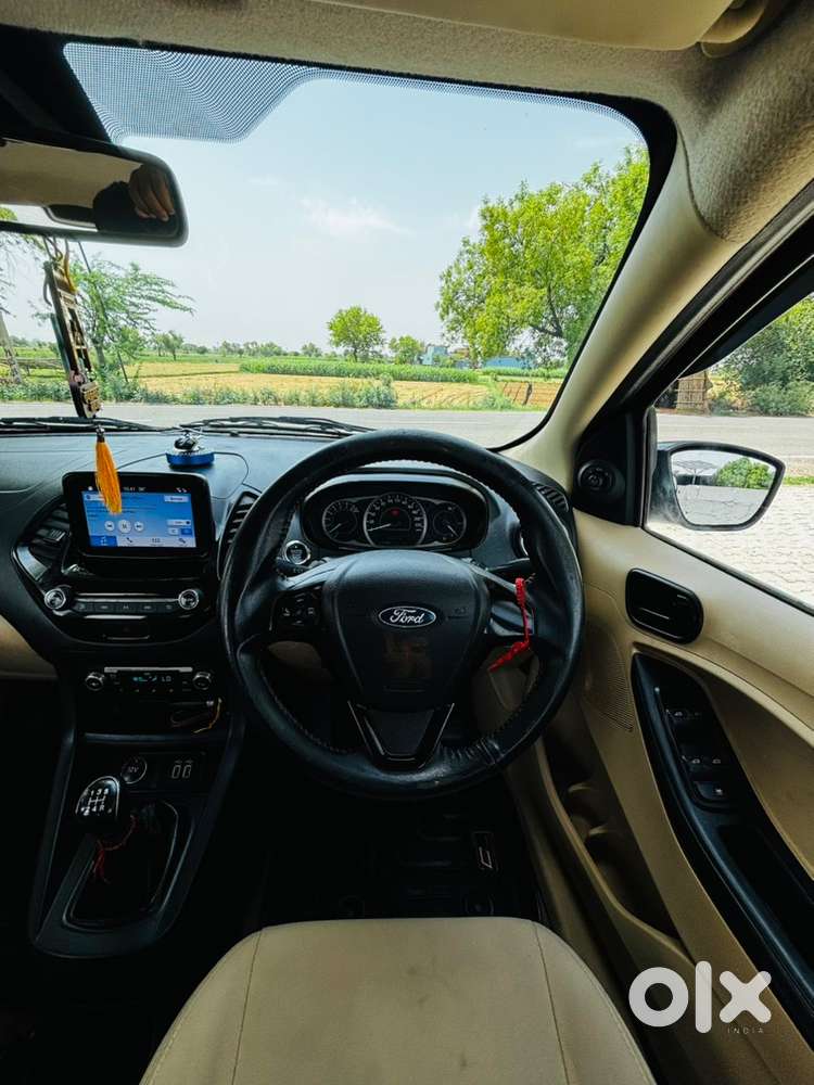Ford Aspire Titanium Petrol Cng