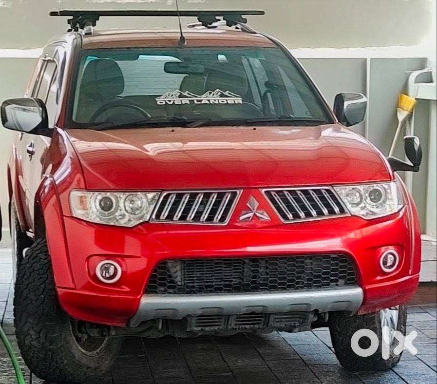 Mitsubishi Pajero Sport 2014