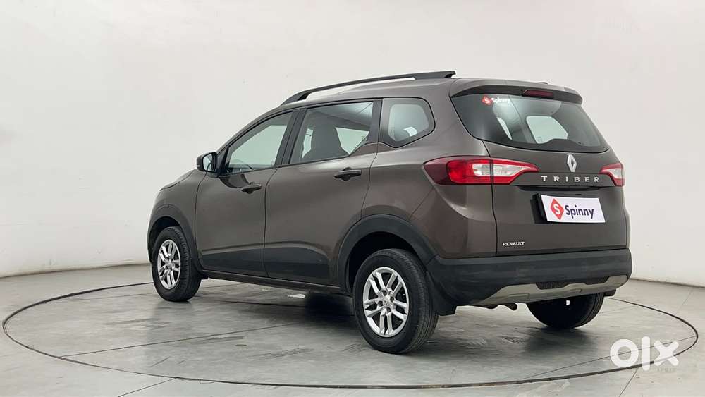 Renault Triber Rxt Easy-r Amt, 2023, Petrol