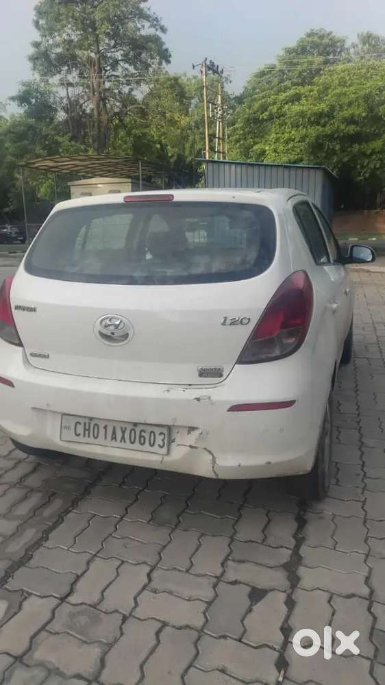 Hyundai I20 Active 2014 Diesel 150000 Km Driven