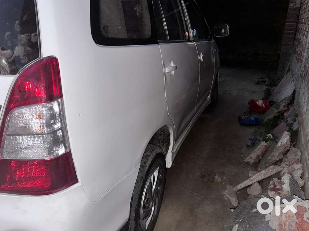 Toyota Innova Diesel 2016