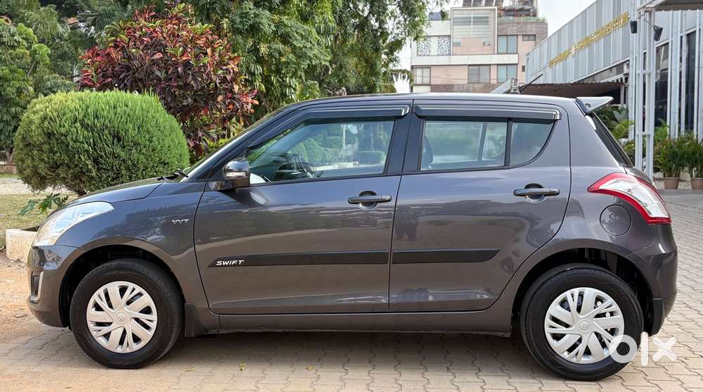 Maruti Suzuki Swift Vxi Optional, 2017, Petrol