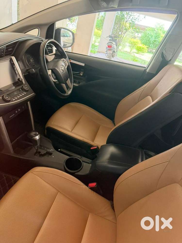 Toyota Innova Crysta 2022 Diesel Well Maintained