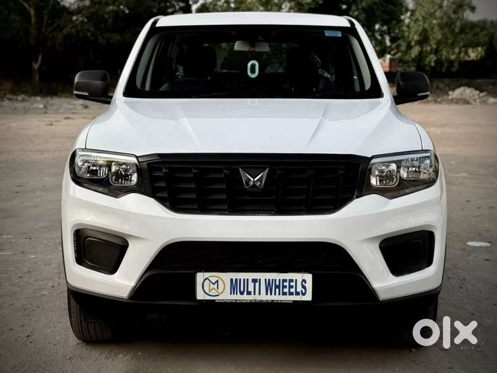 Mahindra Scorpio N Z2 Petrol Mt 7 Str, 2025, Petrol