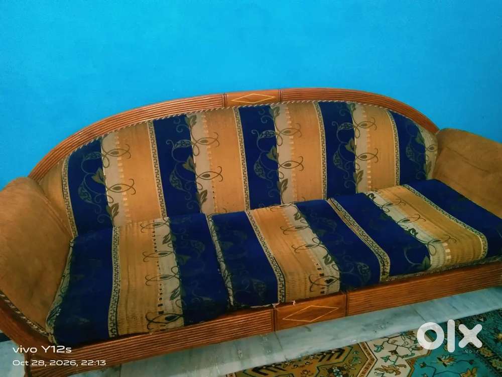 Wooden Sofa Set Good Condition