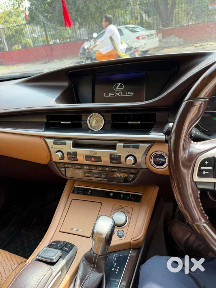 2017 Lexus Automatic Petrol