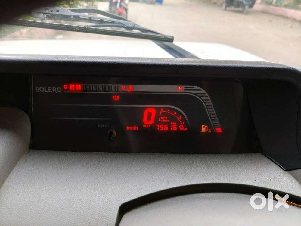 Mahindra Bolero Diz, 2019, Diesel