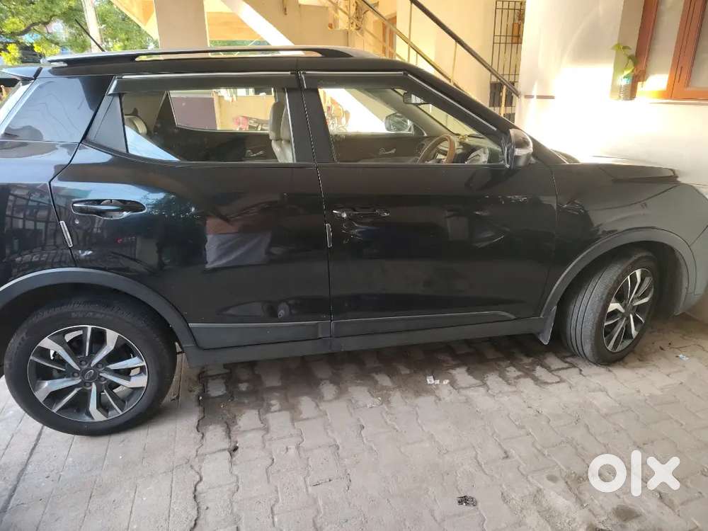 Xuv 300 Top End Black Diesel, 6 Gear Manual Transmission