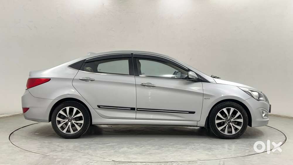 Hyundai Verna Fluidic 1.6 Vtvt Sx, 2016, Petrol