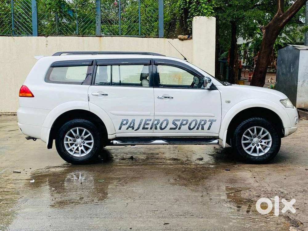 Mitsubishi Pajero Sport 2.5 Manual, 2013, Diesel