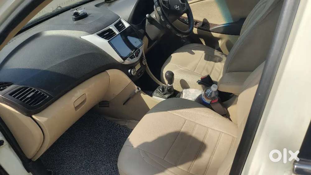 Full Top  Hyundai Verna