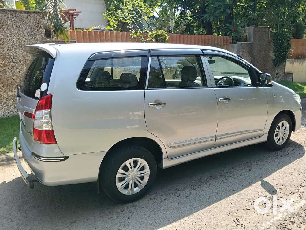 Toyota Innova 2.5 G (diesel) 8 Seater, 2013, Diesel