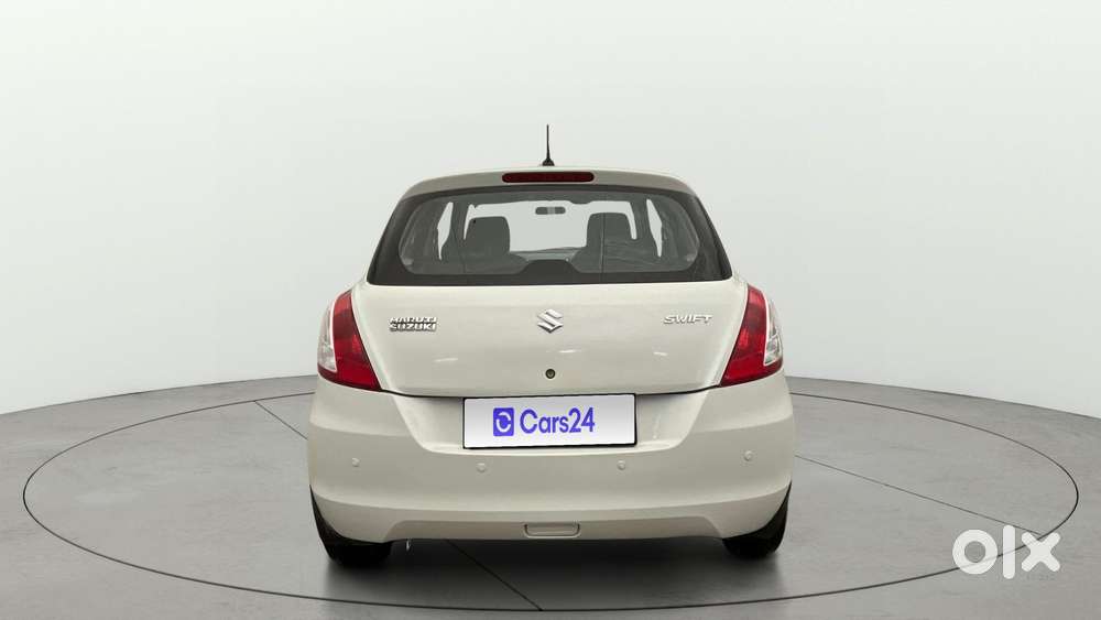 Maruti Suzuki Swift 1.2 Lxi (o), 2017, Petrol