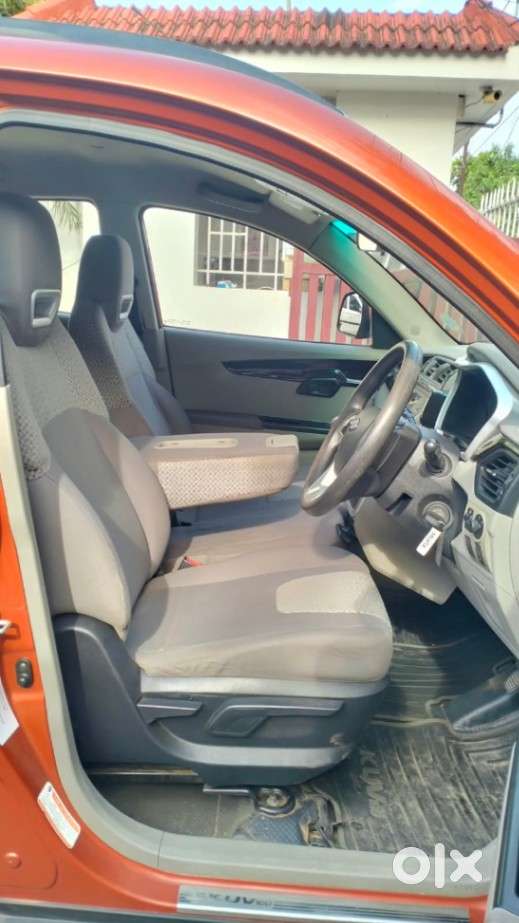 Mahindra Kuv 100 Mfalcon G80 K8, 2016, Petrol