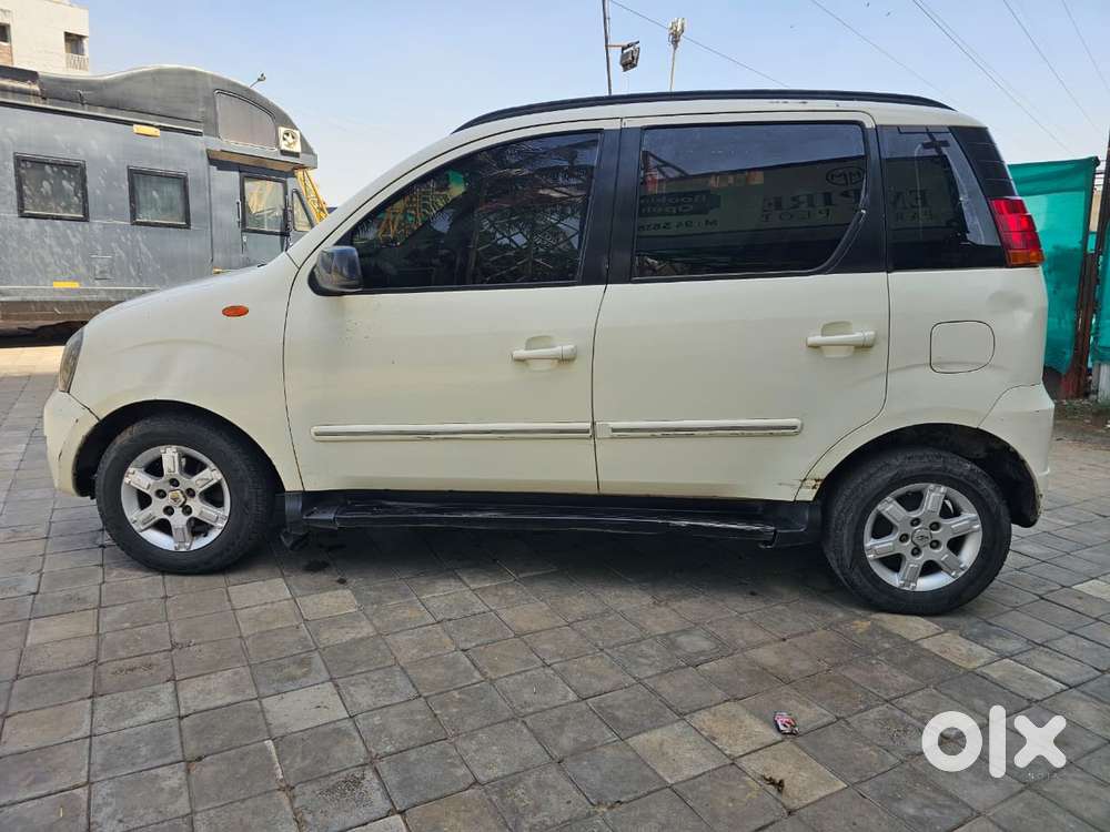 Mahindra Quanto C8, 2016, Diesel