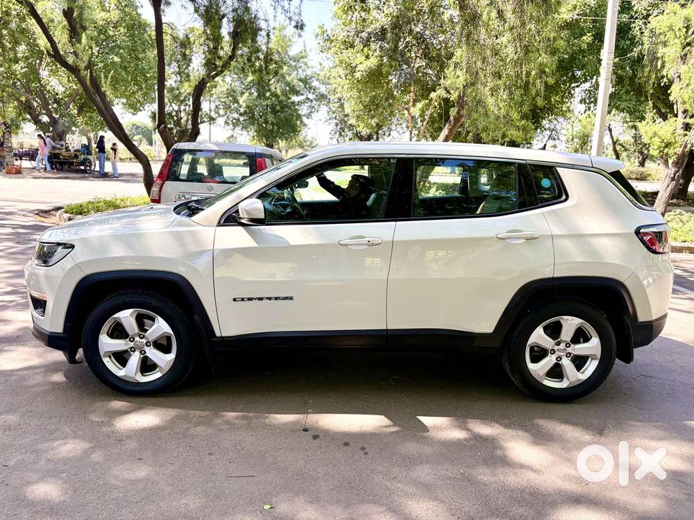 Jeep Compass 2.0 Longitude Option, 2017, Petrol