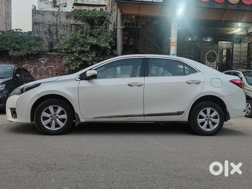 Toyota Corolla Altis 1.8 G, 2016, Petrol