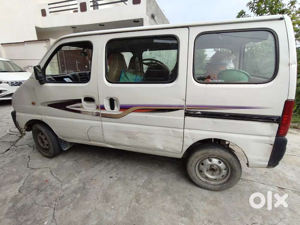 Maruti Suzuki Eeco 2011