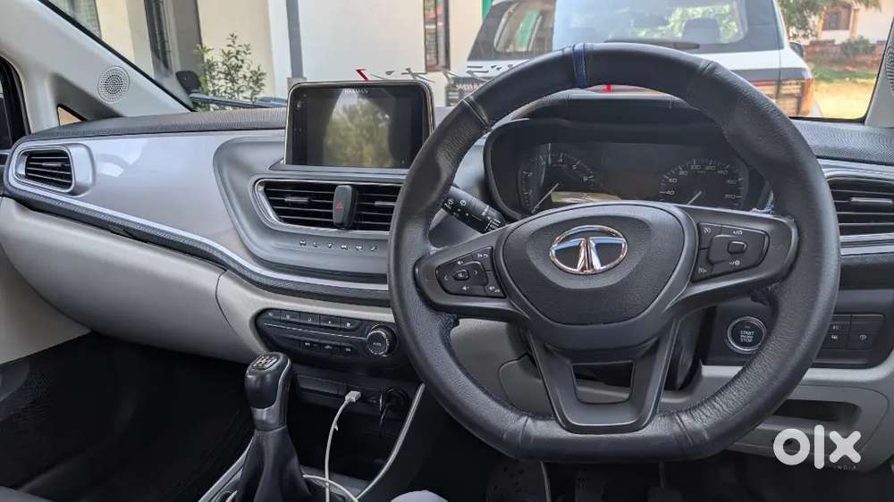 Tata Altroz 2023 Petrol Well Maintained
