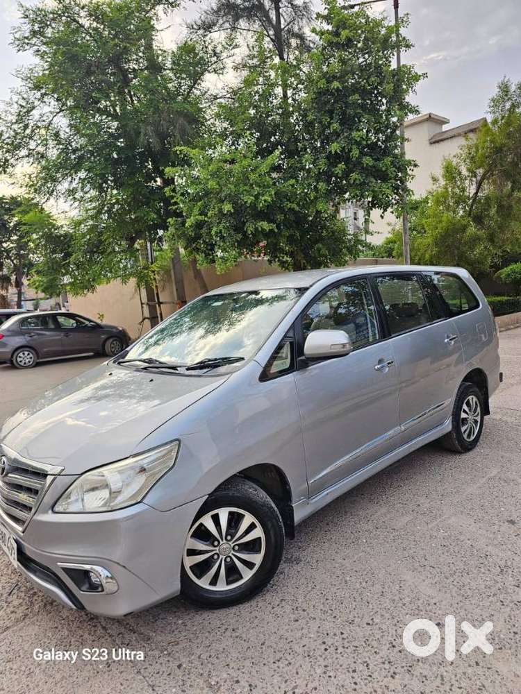 Toyota Innova 2.5 Vx 8 Str, 2015, Diesel