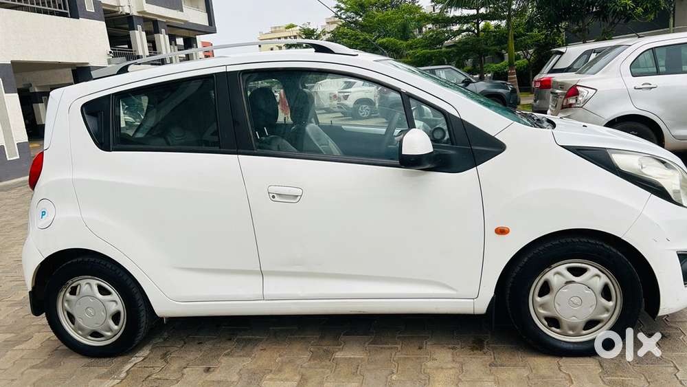 Chevrolet Beat Lt Petrol 2016