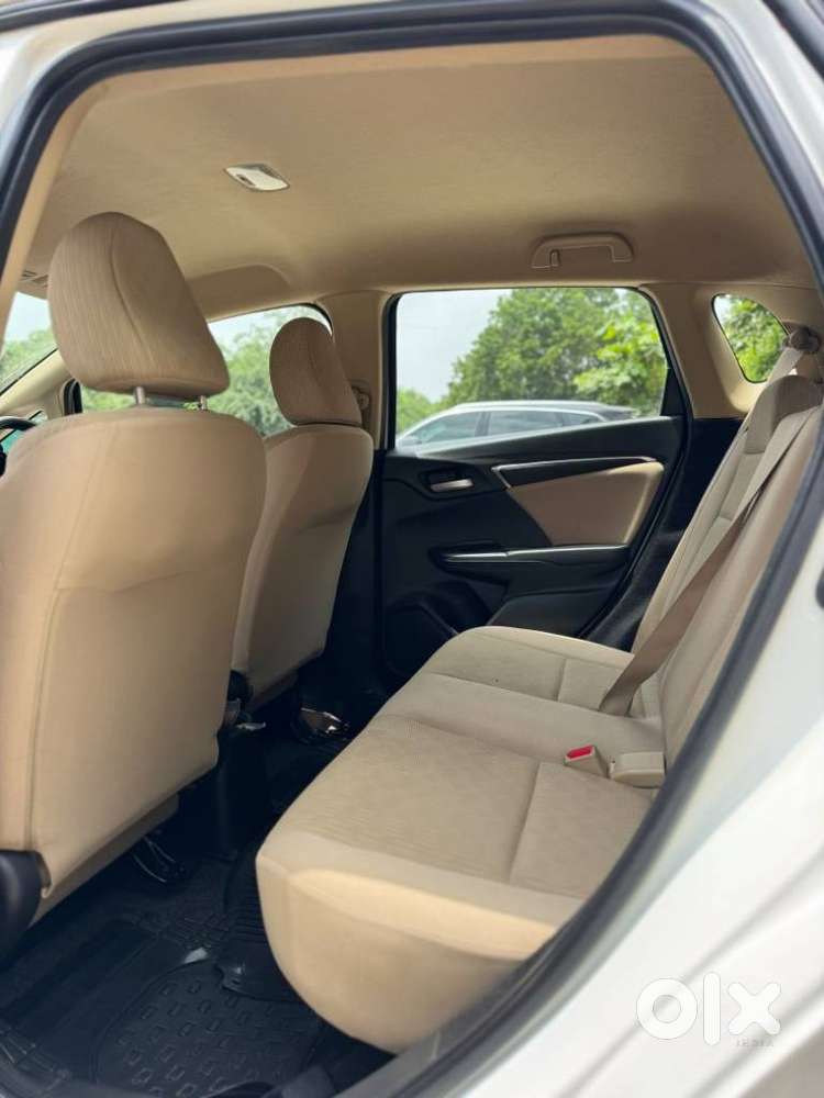 Honda Jazz V Automatic, 2017, Petrol