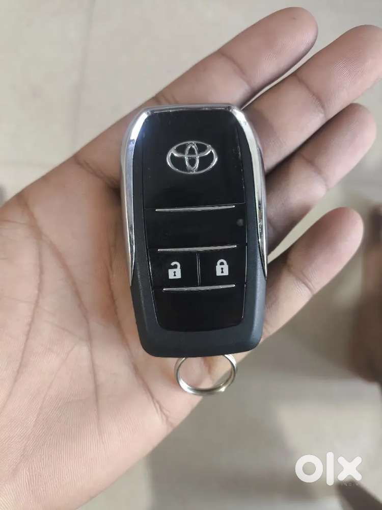 Toyota Innova 2.5 G 2012