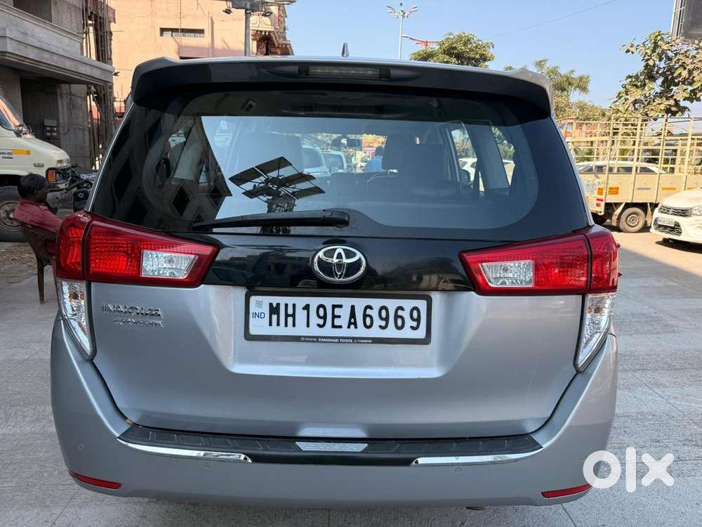 Toyota Innova Crysta Diesel Car 2023