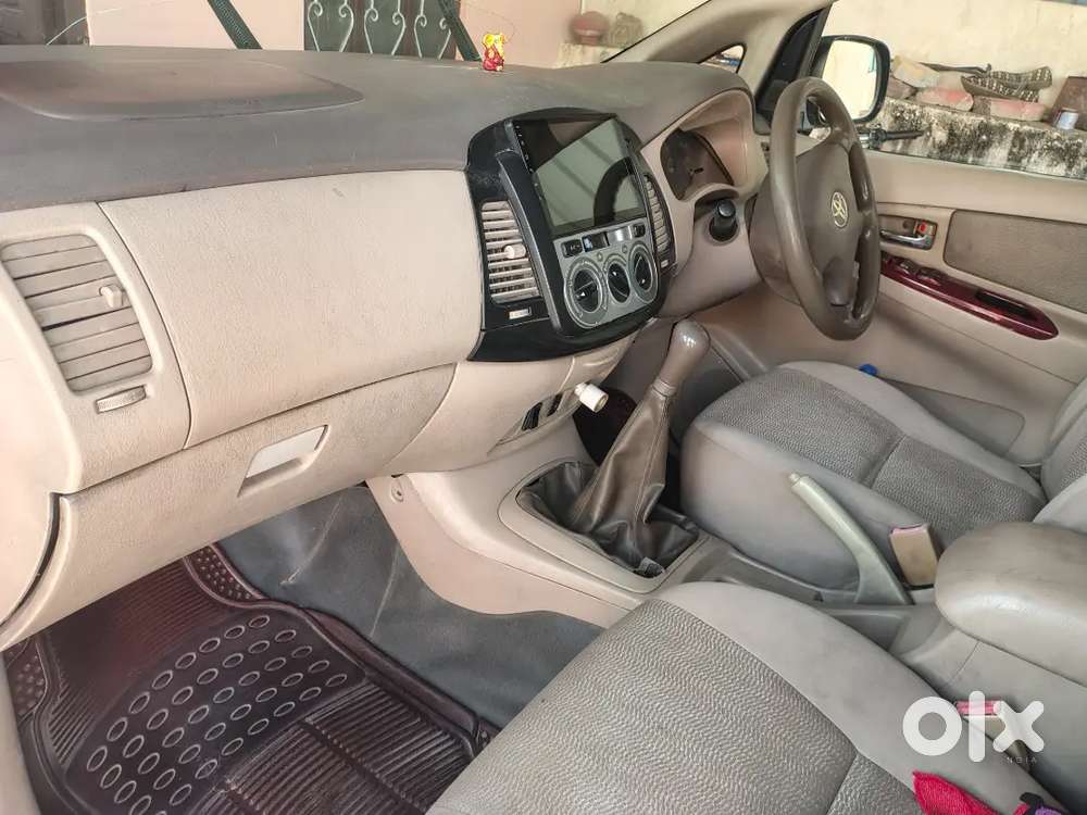 Toyota Innova 2008 Diesel Well Maintained 7 Sitar