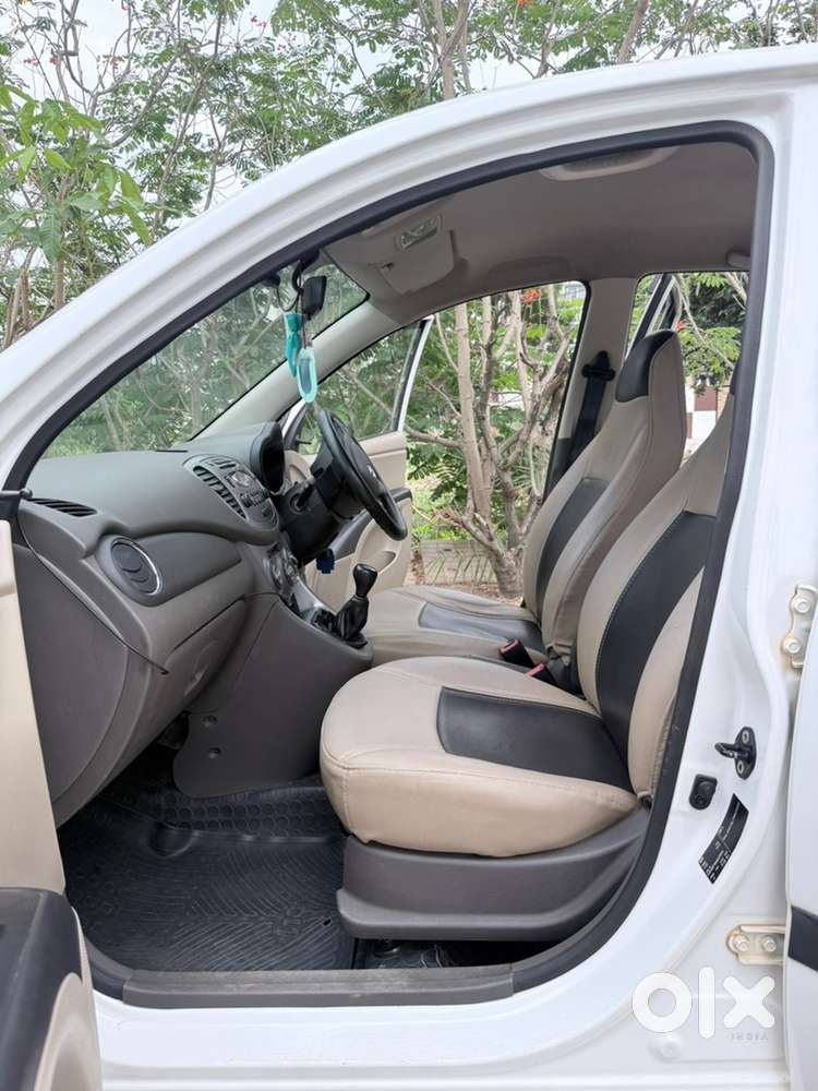 Hyundai I10 2015 Car