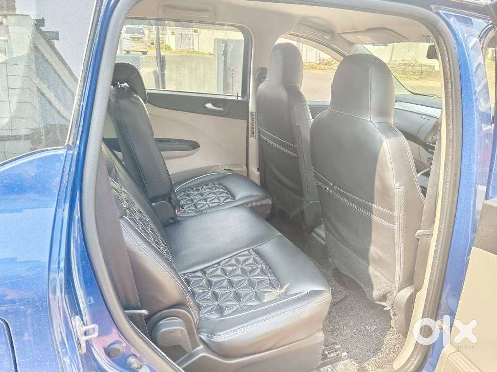 Renault Triber Rxz, 2021, Petrol