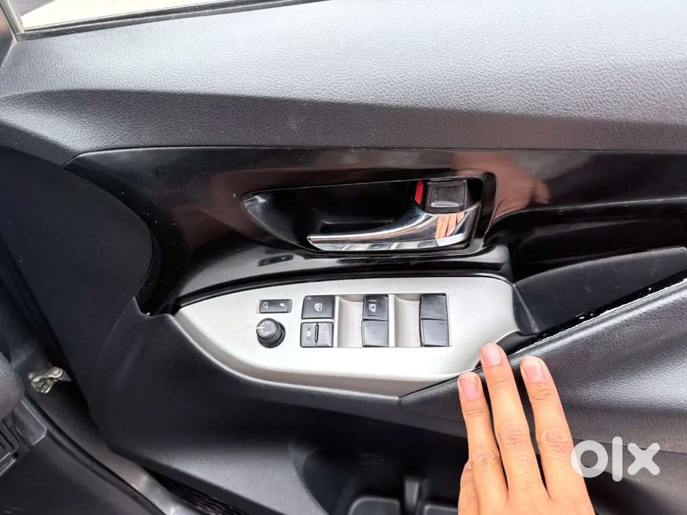 Toyota Innova Crysta 2021 Diesel 129000 Km Driven