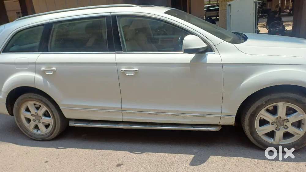 2nd Owner Audi Q7 3.0 2015 Diesel Automatic